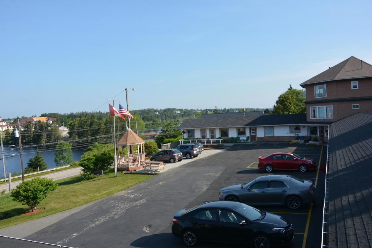 Novastar Motel On The Lake Yarmouth Exterior foto