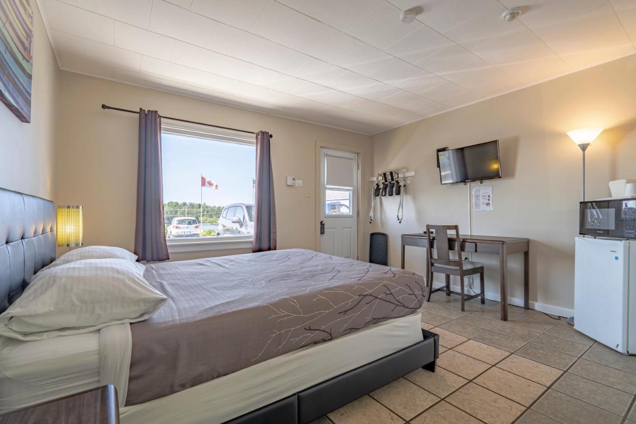 Novastar Motel On The Lake Yarmouth Exterior foto