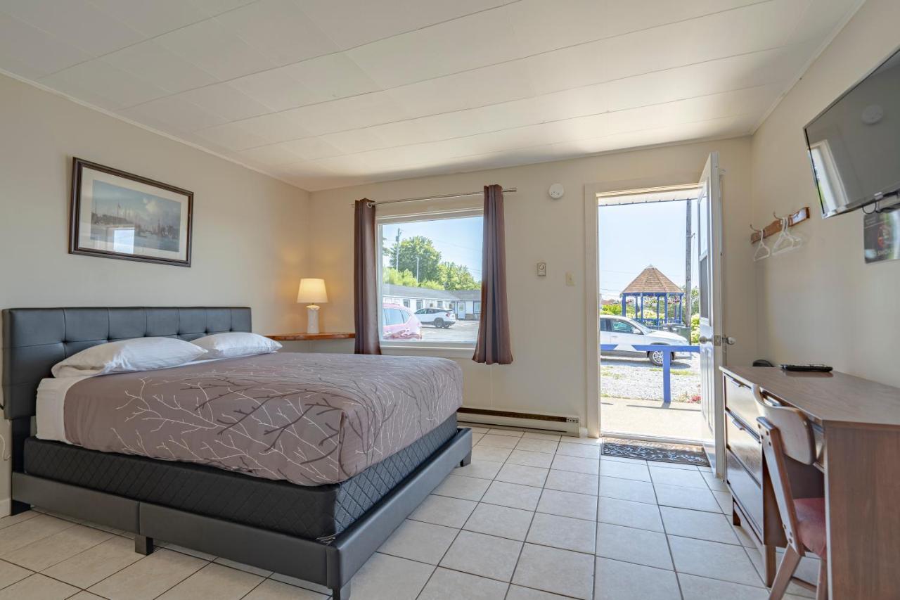 Novastar Motel On The Lake Yarmouth Exterior foto